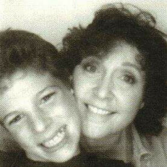 Meet your Posher, Kimberly - Picture 1 of 1